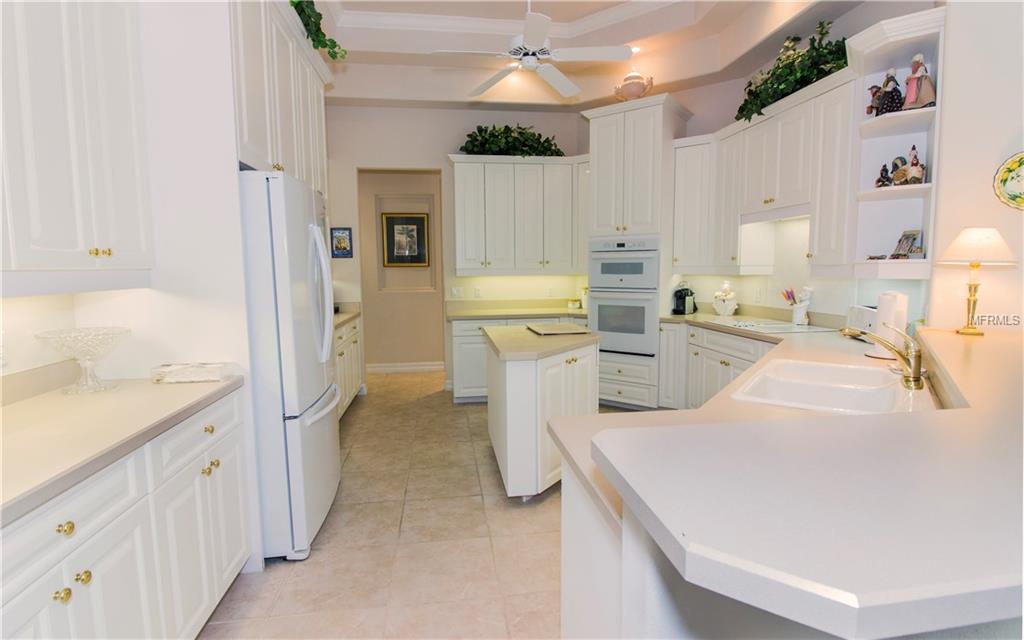 41 DOMINICA DRIVE, ENGLEWOOD, Florida 34223, 4 Bedrooms Bedrooms, 7 Rooms Rooms,3 BathroomsBathrooms,Residential,For sale,DOMINICA,D5922683