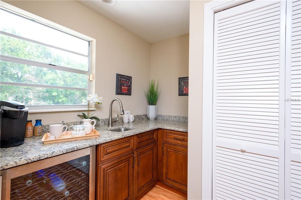 4419 W CLEVELAND STREET, TAMPA, Florida 33609, 4 Bedrooms Bedrooms, 3 Rooms Rooms,3 BathroomsBathrooms,Residential,For sale,CLEVELAND,T2926707