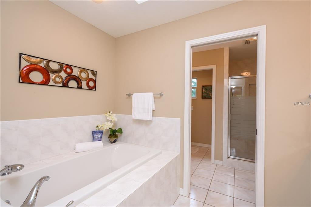 4419 W CLEVELAND STREET, TAMPA, Florida 33609, 4 Bedrooms Bedrooms, 3 Rooms Rooms,3 BathroomsBathrooms,Residential,For sale,CLEVELAND,T2926707