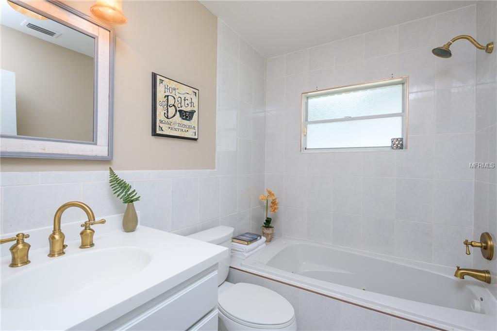 4419 W CLEVELAND STREET, TAMPA, Florida 33609, 4 Bedrooms Bedrooms, 3 Rooms Rooms,3 BathroomsBathrooms,Residential,For sale,CLEVELAND,T2926707