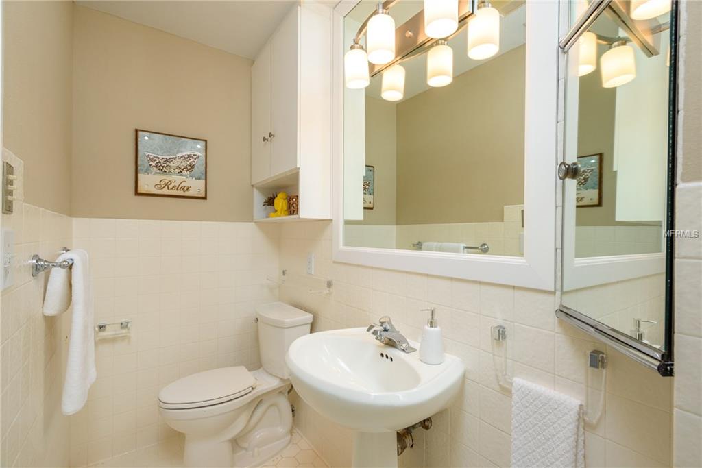 4419 W CLEVELAND STREET, TAMPA, Florida 33609, 4 Bedrooms Bedrooms, 3 Rooms Rooms,3 BathroomsBathrooms,Residential,For sale,CLEVELAND,T2926707