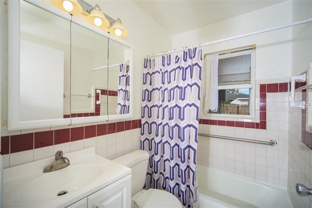 3305 YORKTOWN STREET, SARASOTA, Florida 34231, 2 Bedrooms Bedrooms, 3 Rooms Rooms,1 BathroomBathrooms,Residential,For sale,YORKTOWN,A4209421