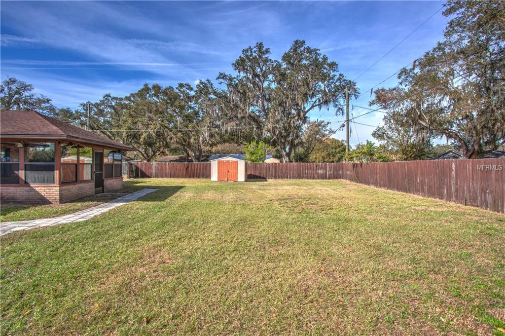 2954 COUNTRY RIDGE LN, LAKELAND, Florida 33801, 3 Bedrooms Bedrooms, 6 Rooms Rooms,2 BathroomsBathrooms,Residential,For sale,COUNTRY RIDGE LN,P4719052