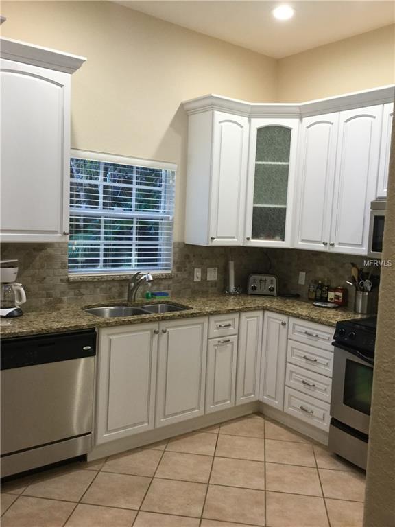 526 BAYVIEW PLACE, ANNA MARIA, Florida 34216, 2 Bedrooms Bedrooms, 3 Rooms Rooms,2 BathroomsBathrooms,Residential,For sale,BAYVIEW,A4161368