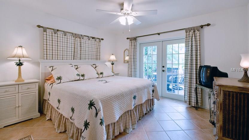 526 BAYVIEW PLACE, ANNA MARIA, Florida 34216, 2 Bedrooms Bedrooms, 3 Rooms Rooms,2 BathroomsBathrooms,Residential,For sale,BAYVIEW,A4161368