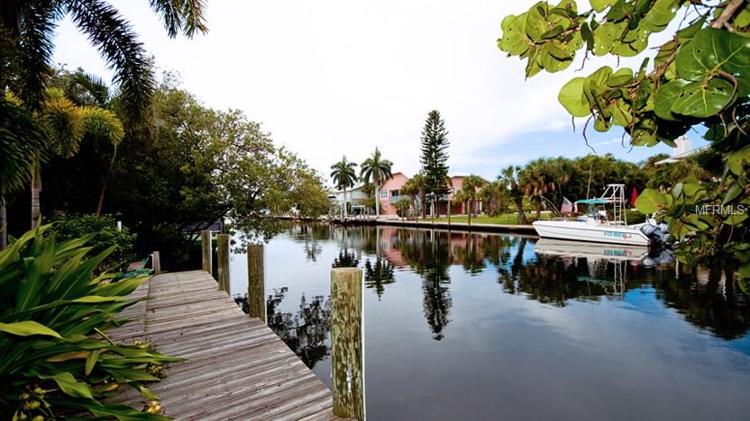 526 BAYVIEW PLACE, ANNA MARIA, Florida 34216, 2 Bedrooms Bedrooms, 3 Rooms Rooms,2 BathroomsBathrooms,Residential,For sale,BAYVIEW,A4161368