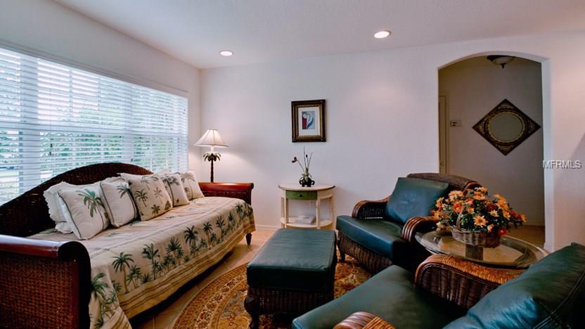 526 BAYVIEW PLACE, ANNA MARIA, Florida 34216, 2 Bedrooms Bedrooms, 3 Rooms Rooms,2 BathroomsBathrooms,Residential,For sale,BAYVIEW,A4161368