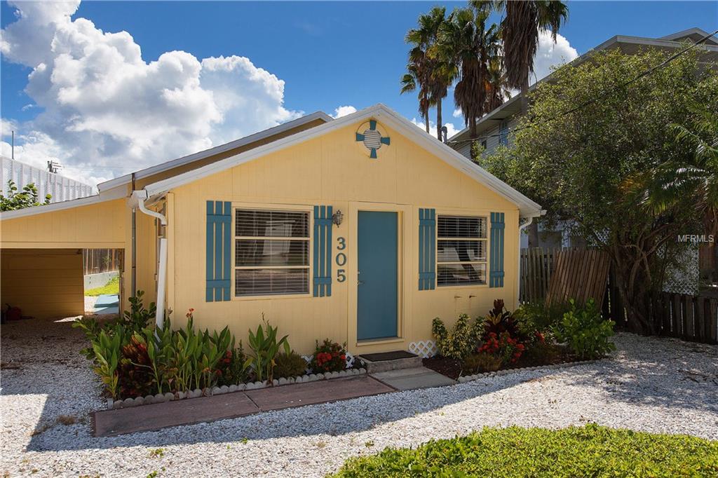 305 HIGHLAND AVENUE, BRADENTON BEACH, Florida 34217, 2 Bedrooms Bedrooms, 4 Rooms Rooms,1 BathroomBathrooms,Residential,For sale,HIGHLAND,A4194279