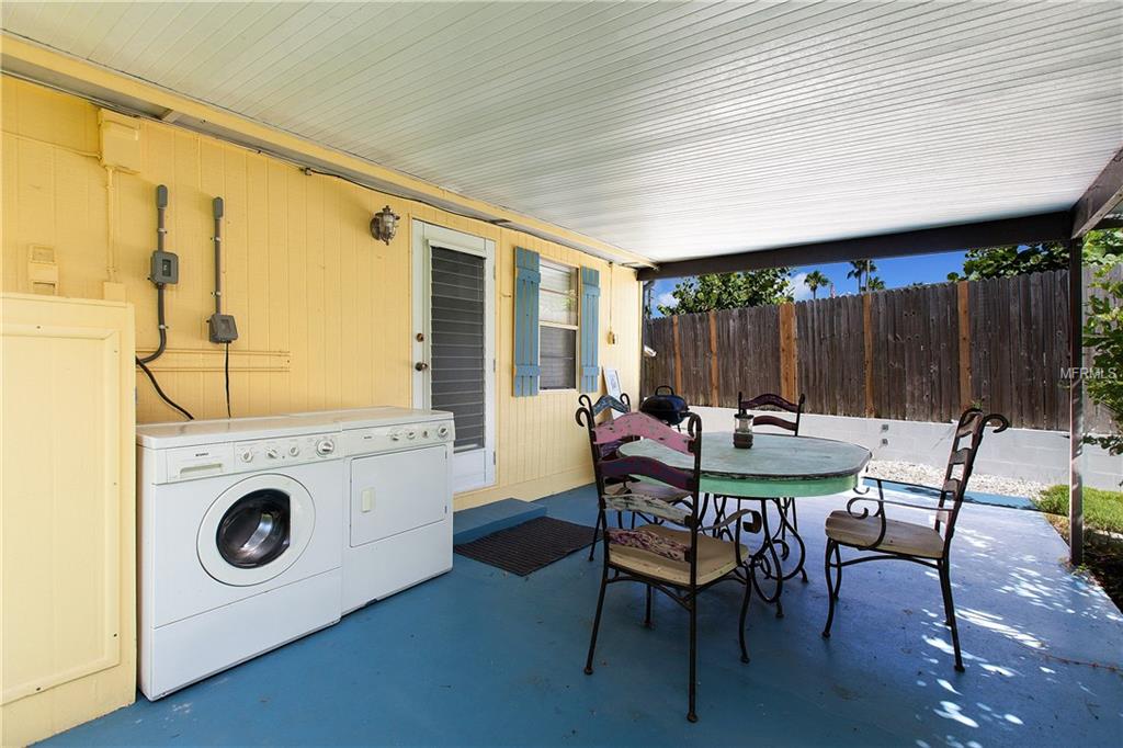 305 HIGHLAND AVENUE, BRADENTON BEACH, Florida 34217, 2 Bedrooms Bedrooms, 4 Rooms Rooms,1 BathroomBathrooms,Residential,For sale,HIGHLAND,A4194279