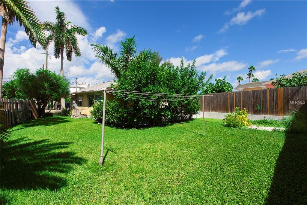 305 HIGHLAND AVENUE, BRADENTON BEACH, Florida 34217, 2 Bedrooms Bedrooms, 4 Rooms Rooms,1 BathroomBathrooms,Residential,For sale,HIGHLAND,A4194279