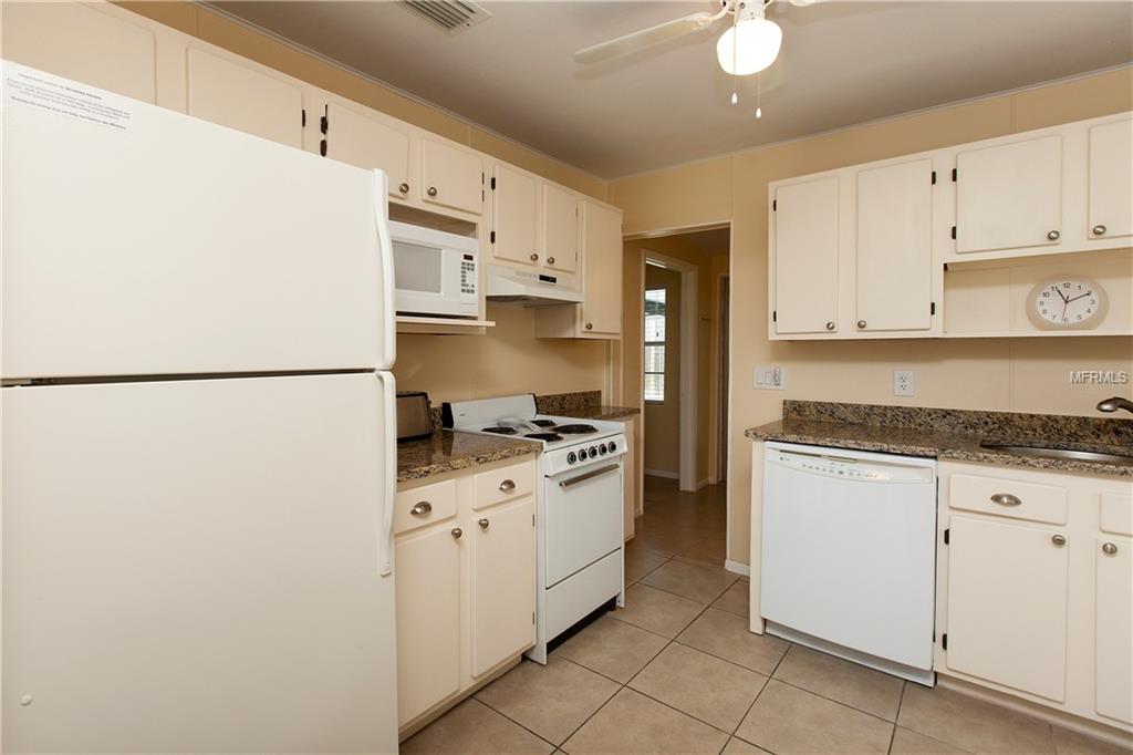 305 HIGHLAND AVENUE, BRADENTON BEACH, Florida 34217, 2 Bedrooms Bedrooms, 4 Rooms Rooms,1 BathroomBathrooms,Residential,For sale,HIGHLAND,A4194279