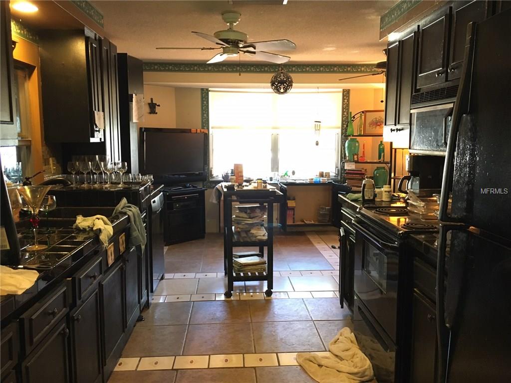 2807 BAYLOR PLACE, BRADENTON, Florida 34207, 3 Bedrooms Bedrooms, 7 Rooms Rooms,2 BathroomsBathrooms,Residential,For sale,BAYLOR,A4202212