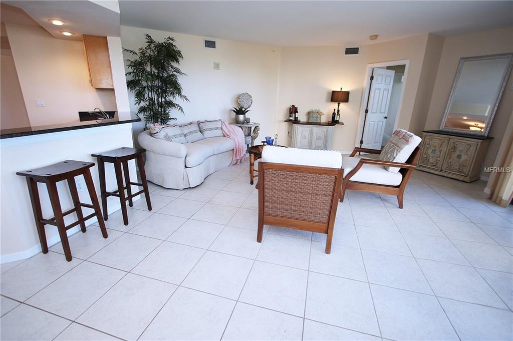 680 ISLAND WAY, CLEARWATER BEACH, Florida 33767, 3 Bedrooms Bedrooms, 10 Rooms Rooms,3 BathroomsBathrooms,Residential,For sale,ISLAND,U7840525