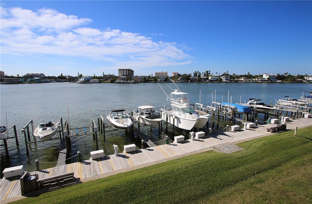 680 ISLAND WAY, CLEARWATER BEACH, Florida 33767, 3 Bedrooms Bedrooms, 10 Rooms Rooms,3 BathroomsBathrooms,Residential,For sale,ISLAND,U7840525
