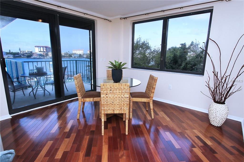 680 ISLAND WAY, CLEARWATER BEACH, Florida 33767, 3 Bedrooms Bedrooms, 10 Rooms Rooms,3 BathroomsBathrooms,Residential,For sale,ISLAND,U7840525