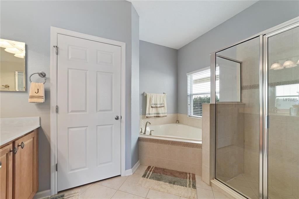 10985 WILLOW RIDGE LOOP, ORLANDO, Florida 32825, 4 Bedrooms Bedrooms, 3 Rooms Rooms,3 BathroomsBathrooms,Residential,For sale,WILLOW RIDGE,O5557183