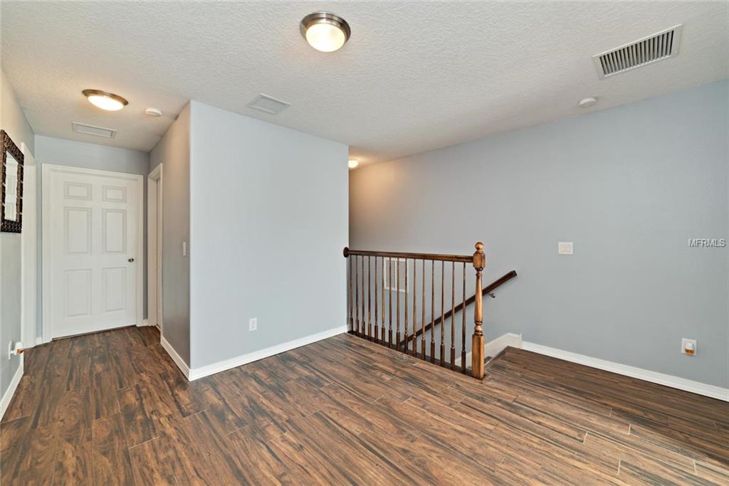 10985 WILLOW RIDGE LOOP, ORLANDO, Florida 32825, 4 Bedrooms Bedrooms, 3 Rooms Rooms,3 BathroomsBathrooms,Residential,For sale,WILLOW RIDGE,O5557183