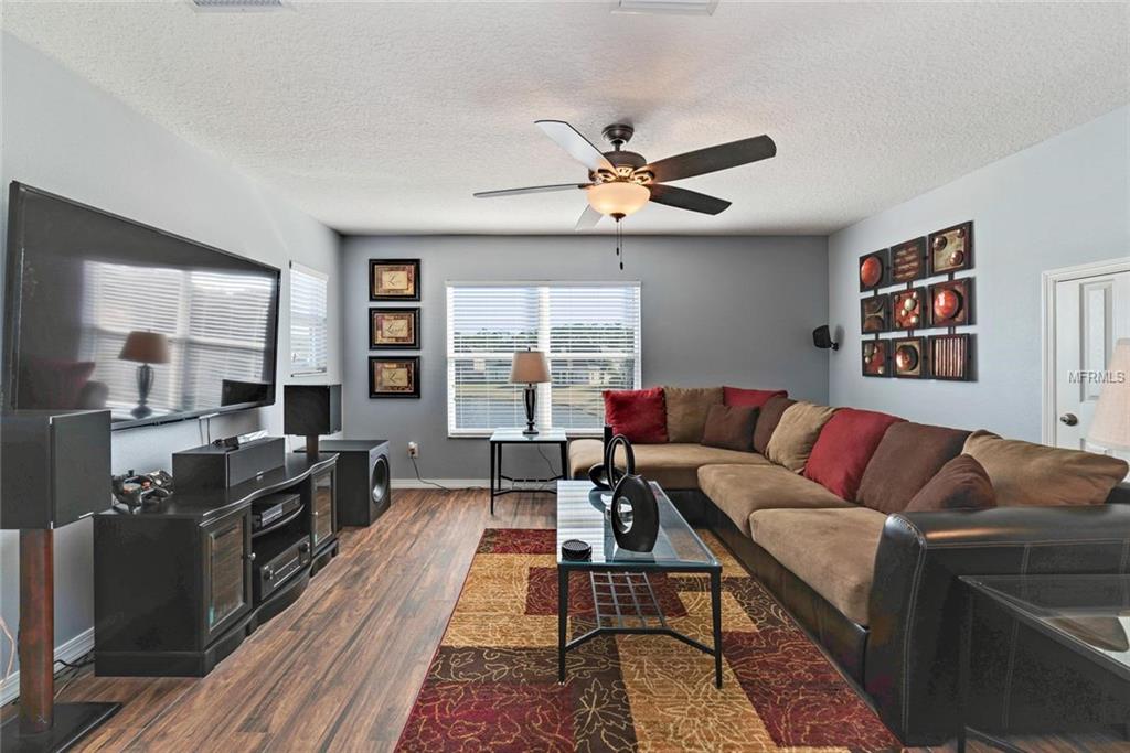 10985 WILLOW RIDGE LOOP, ORLANDO, Florida 32825, 4 Bedrooms Bedrooms, 3 Rooms Rooms,3 BathroomsBathrooms,Residential,For sale,WILLOW RIDGE,O5557183