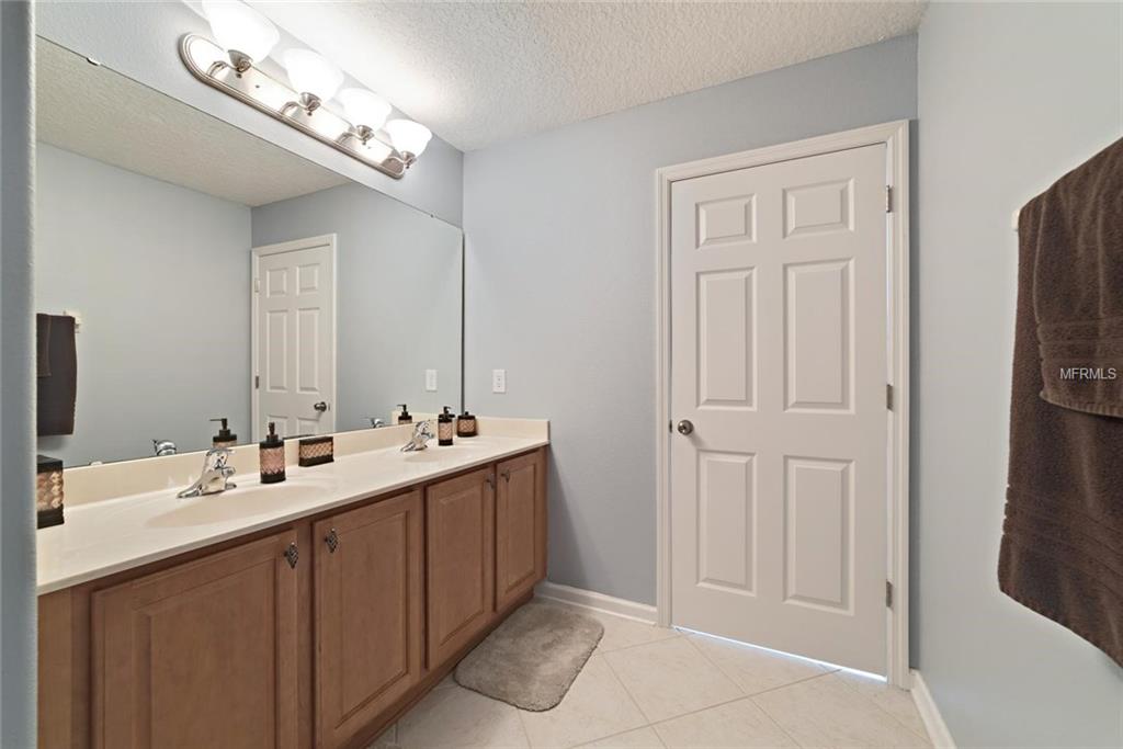 10985 WILLOW RIDGE LOOP, ORLANDO, Florida 32825, 4 Bedrooms Bedrooms, 3 Rooms Rooms,3 BathroomsBathrooms,Residential,For sale,WILLOW RIDGE,O5557183