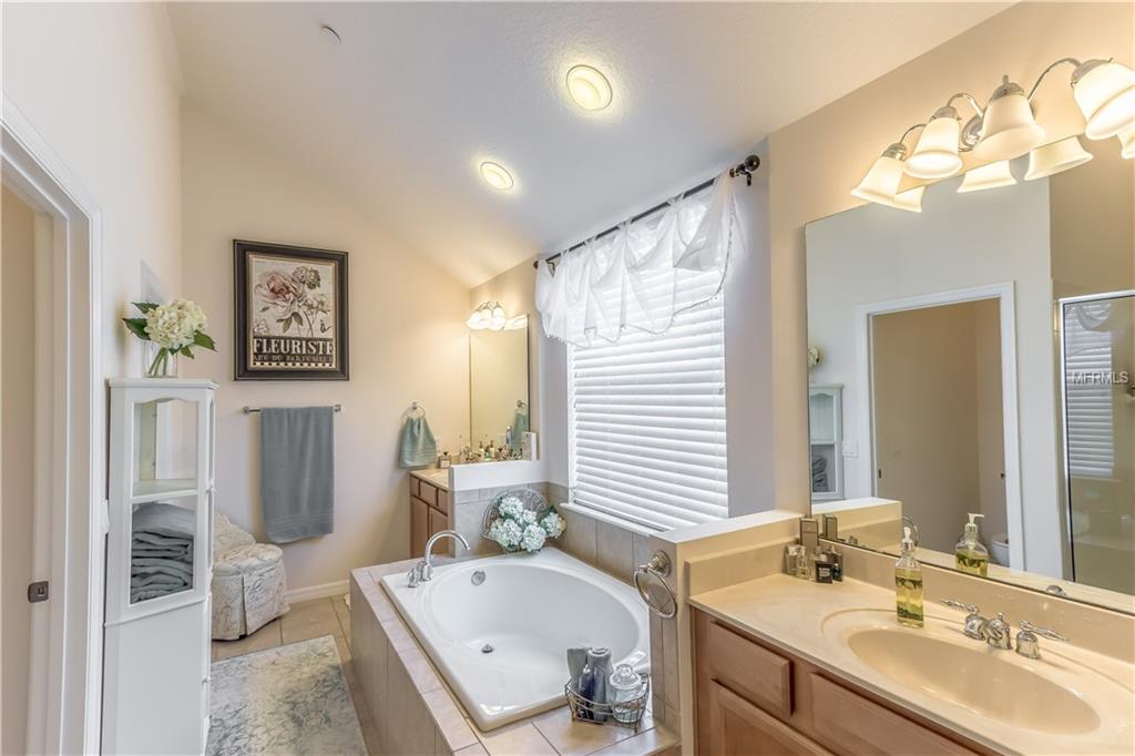 333 NAUTICA MILE DRIVE, CLERMONT, Florida 34711, 3 Bedrooms Bedrooms, 5 Rooms Rooms,2 BathroomsBathrooms,Residential,For sale,NAUTICA MILE,G4852167