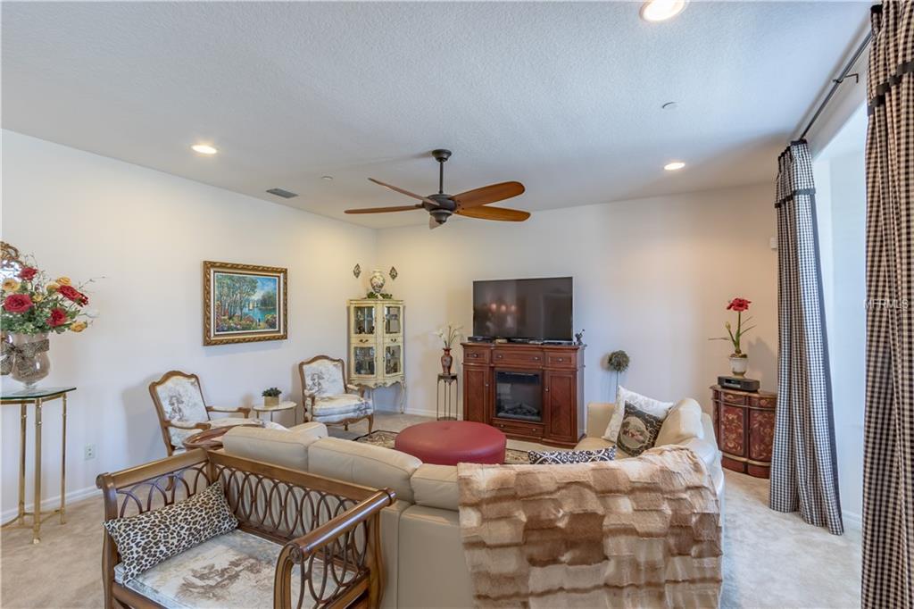 333 NAUTICA MILE DRIVE, CLERMONT, Florida 34711, 3 Bedrooms Bedrooms, 5 Rooms Rooms,2 BathroomsBathrooms,Residential,For sale,NAUTICA MILE,G4852167