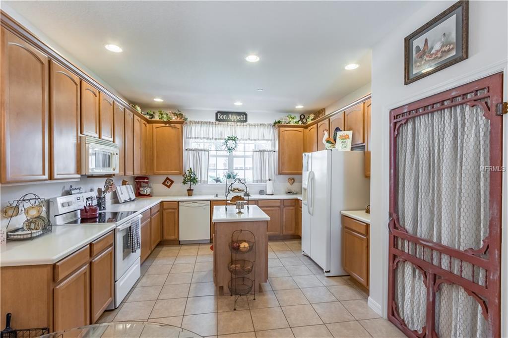 333 NAUTICA MILE DRIVE, CLERMONT, Florida 34711, 3 Bedrooms Bedrooms, 5 Rooms Rooms,2 BathroomsBathrooms,Residential,For sale,NAUTICA MILE,G4852167