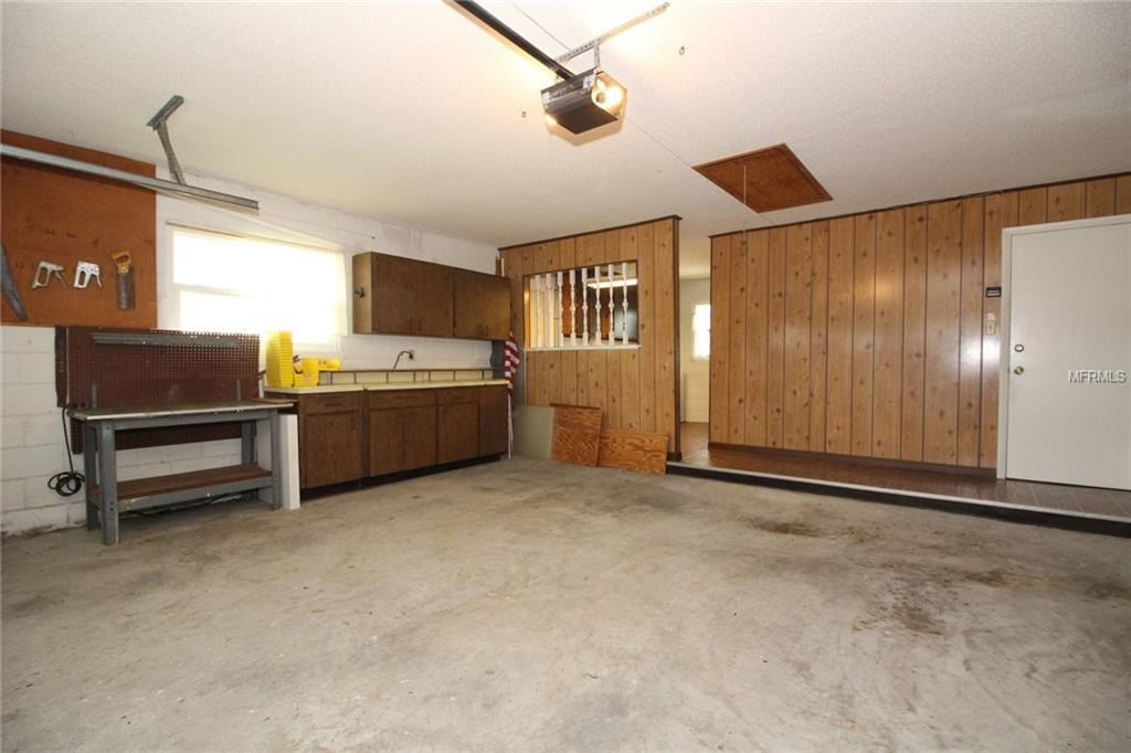 609 PRAIRIE LANE, ALTAMONTE SPRINGS, Florida 32714, 3 Bedrooms Bedrooms, 10 Rooms Rooms,2 BathroomsBathrooms,Residential,For sale,PRAIRIE,O5561189