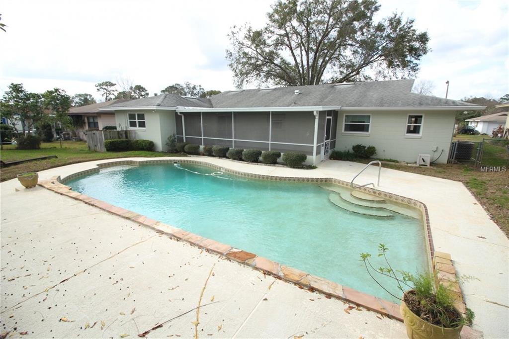 609 PRAIRIE LANE, ALTAMONTE SPRINGS, Florida 32714, 3 Bedrooms Bedrooms, 10 Rooms Rooms,2 BathroomsBathrooms,Residential,For sale,PRAIRIE,O5561189