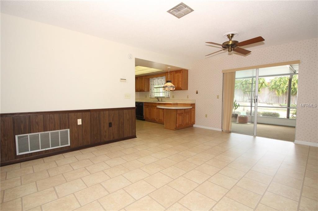 609 PRAIRIE LANE, ALTAMONTE SPRINGS, Florida 32714, 3 Bedrooms Bedrooms, 10 Rooms Rooms,2 BathroomsBathrooms,Residential,For sale,PRAIRIE,O5561189