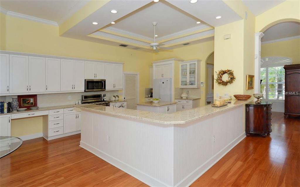 5591 SIESTA ESTATES COURT, SARASOTA, Florida 34242, 3 Bedrooms Bedrooms, 10 Rooms Rooms,2 BathroomsBathrooms,Residential,For sale,SIESTA ESTATES,A4209884