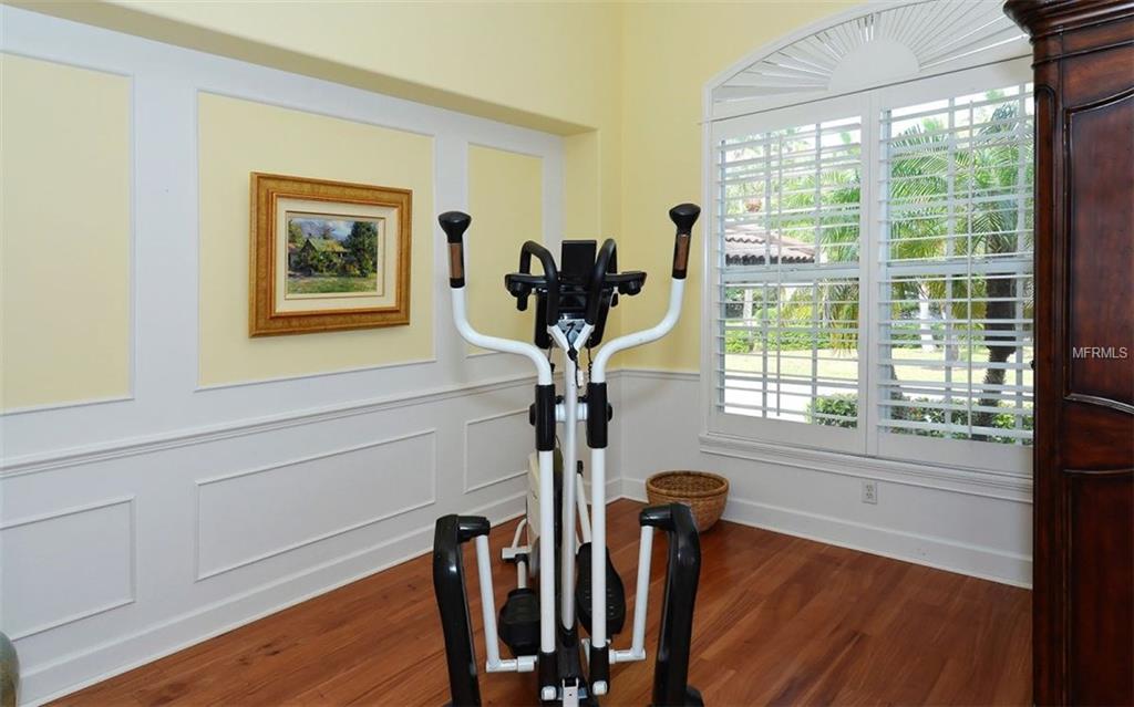 5591 SIESTA ESTATES COURT, SARASOTA, Florida 34242, 3 Bedrooms Bedrooms, 10 Rooms Rooms,2 BathroomsBathrooms,Residential,For sale,SIESTA ESTATES,A4209884