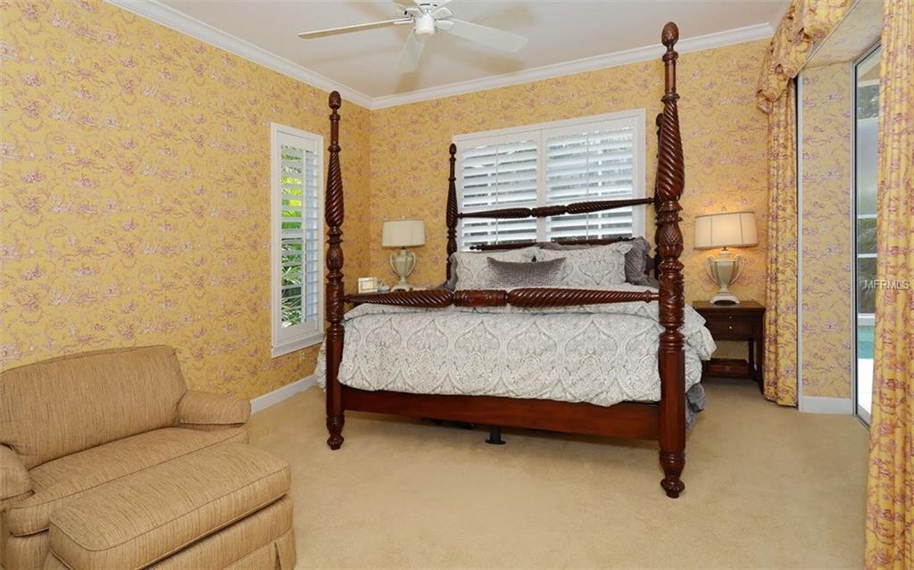 5591 SIESTA ESTATES COURT, SARASOTA, Florida 34242, 3 Bedrooms Bedrooms, 10 Rooms Rooms,2 BathroomsBathrooms,Residential,For sale,SIESTA ESTATES,A4209884