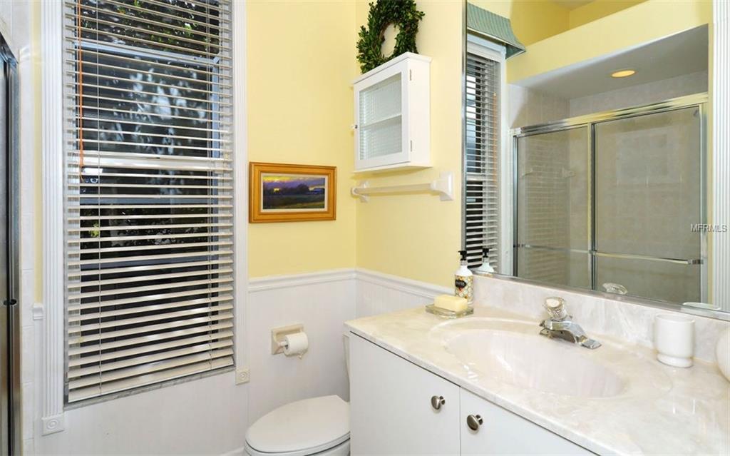 5591 SIESTA ESTATES COURT, SARASOTA, Florida 34242, 3 Bedrooms Bedrooms, 10 Rooms Rooms,2 BathroomsBathrooms,Residential,For sale,SIESTA ESTATES,A4209884