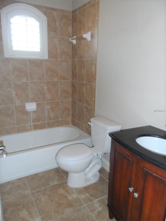 6203 RIVERLAKE LANE, BARTOW, Florida 33830, 5 Bedrooms Bedrooms, 9 Rooms Rooms,4 BathroomsBathrooms,Residential,For sale,RIVERLAKE,L4725542