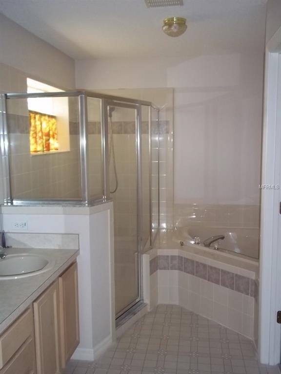 11516 GRAND BAY BOULEVARD, CLERMONT, Florida 34711, 3 Bedrooms Bedrooms, 3 Rooms Rooms,2 BathroomsBathrooms,Residential,For sale,GRAND BAY,G4846218