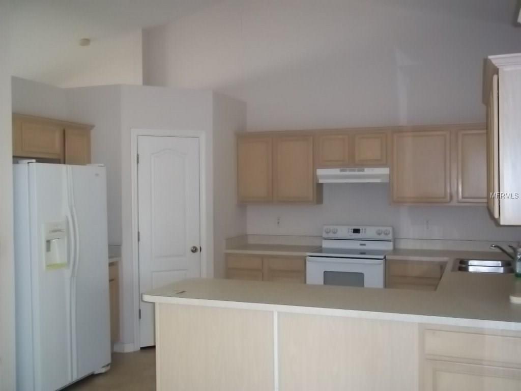 11516 GRAND BAY BOULEVARD, CLERMONT, Florida 34711, 3 Bedrooms Bedrooms, 3 Rooms Rooms,2 BathroomsBathrooms,Residential,For sale,GRAND BAY,G4846218