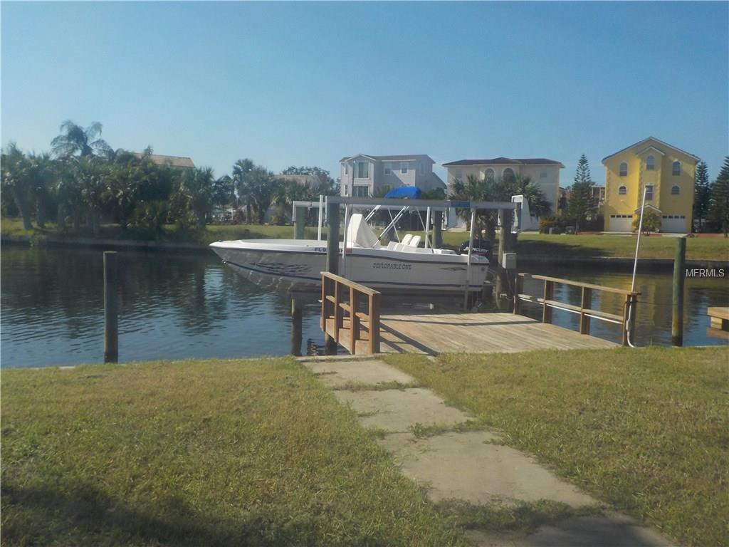 6525 JOSIE LANE, HUDSON, Florida 34667, 2 Bedrooms Bedrooms, 5 Rooms Rooms,2 BathroomsBathrooms,Residential,For sale,JOSIE,W7633867