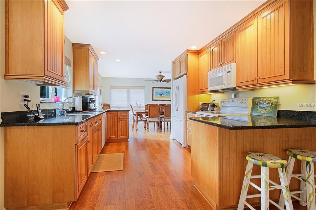 1011 MANDALAY AVENUE, CLEARWATER BEACH, Florida 33767, 4 Bedrooms Bedrooms, 3 Rooms Rooms,2 BathroomsBathrooms,Residential,For sale,MANDALAY,U7839285