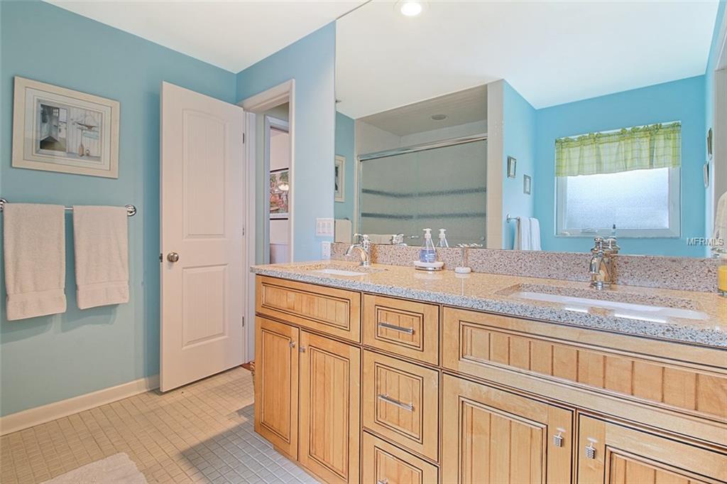 1011 MANDALAY AVENUE, CLEARWATER BEACH, Florida 33767, 4 Bedrooms Bedrooms, 3 Rooms Rooms,2 BathroomsBathrooms,Residential,For sale,MANDALAY,U7839285