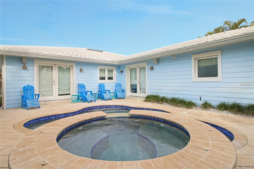 1011 MANDALAY AVENUE, CLEARWATER BEACH, Florida 33767, 4 Bedrooms Bedrooms, 3 Rooms Rooms,2 BathroomsBathrooms,Residential,For sale,MANDALAY,U7839285