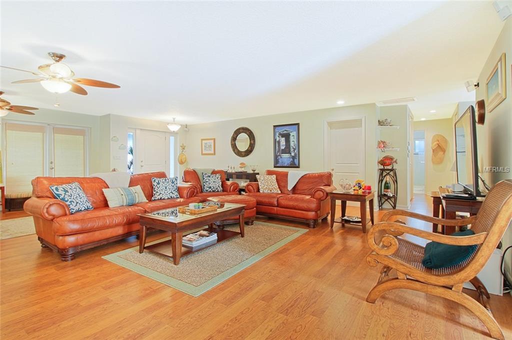 1011 MANDALAY AVENUE, CLEARWATER BEACH, Florida 33767, 4 Bedrooms Bedrooms, 3 Rooms Rooms,2 BathroomsBathrooms,Residential,For sale,MANDALAY,U7839285