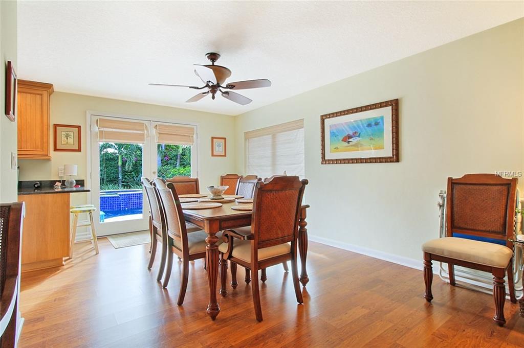 1011 MANDALAY AVENUE, CLEARWATER BEACH, Florida 33767, 4 Bedrooms Bedrooms, 3 Rooms Rooms,2 BathroomsBathrooms,Residential,For sale,MANDALAY,U7839285