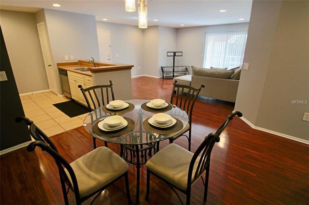 9481 HIGHLAND OAK DRIVE, TAMPA, Florida 33647, 2 Bedrooms Bedrooms, 5 Rooms Rooms,1 BathroomBathrooms,Residential,For sale,HIGHLAND OAK,T2918709