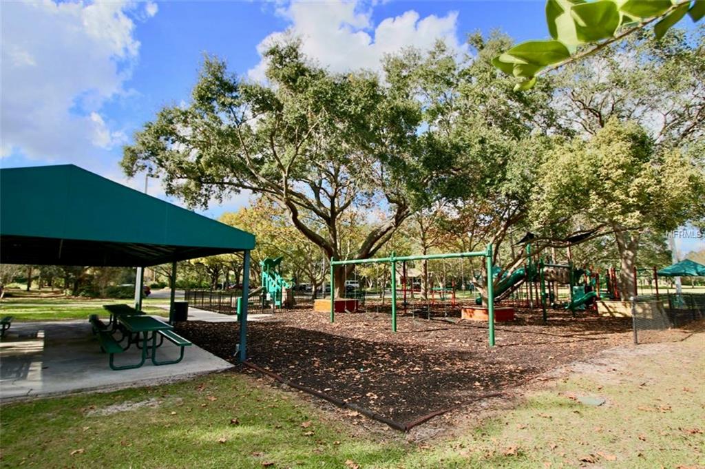 9481 HIGHLAND OAK DRIVE, TAMPA, Florida 33647, 2 Bedrooms Bedrooms, 5 Rooms Rooms,1 BathroomBathrooms,Residential,For sale,HIGHLAND OAK,T2918709