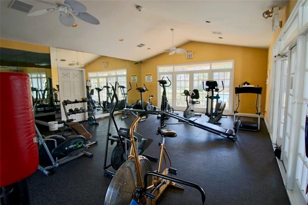 9481 HIGHLAND OAK DRIVE, TAMPA, Florida 33647, 2 Bedrooms Bedrooms, 5 Rooms Rooms,1 BathroomBathrooms,Residential,For sale,HIGHLAND OAK,T2918709