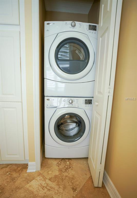 7 ISLAND PARK PLACE, DUNEDIN, Florida 34698, 3 Bedrooms Bedrooms, 5 Rooms Rooms,2 BathroomsBathrooms,Residential,For sale,ISLAND PARK,U7843360