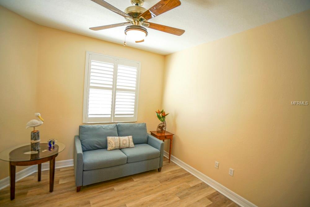 7 ISLAND PARK PLACE, DUNEDIN, Florida 34698, 3 Bedrooms Bedrooms, 5 Rooms Rooms,2 BathroomsBathrooms,Residential,For sale,ISLAND PARK,U7843360