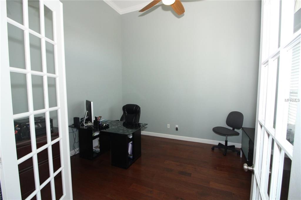 921 JACK PINE PLACE, ORLANDO, Florida 32828, 4 Bedrooms Bedrooms, 11 Rooms Rooms,4 BathroomsBathrooms,Residential,For sale,JACK PINE,O5557196