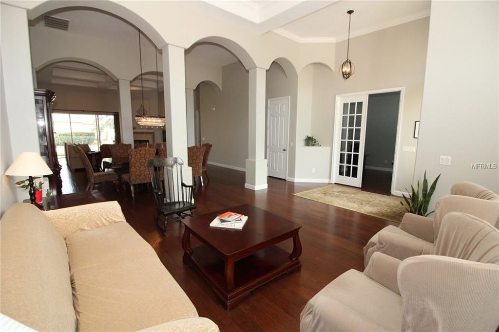 921 JACK PINE PLACE, ORLANDO, Florida 32828, 4 Bedrooms Bedrooms, 11 Rooms Rooms,4 BathroomsBathrooms,Residential,For sale,JACK PINE,O5557196