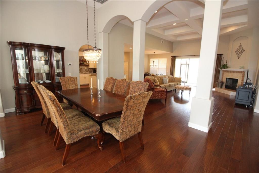 921 JACK PINE PLACE, ORLANDO, Florida 32828, 4 Bedrooms Bedrooms, 11 Rooms Rooms,4 BathroomsBathrooms,Residential,For sale,JACK PINE,O5557196